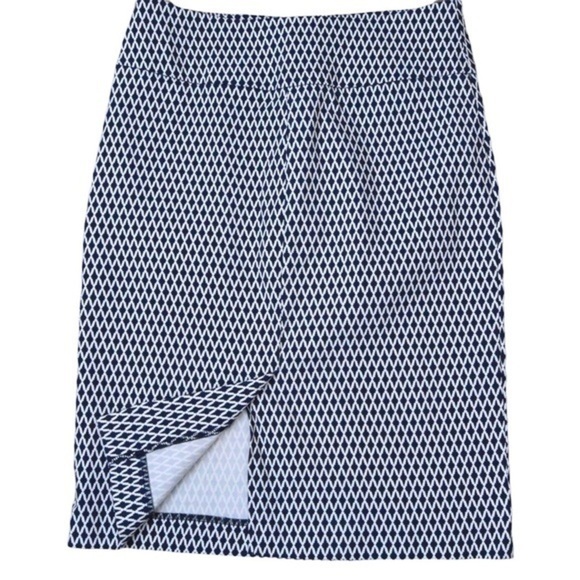 Margaret M Jagged Diamond Print Pencil Skirt - Size Small, Navy & White - Picture 1 of 4